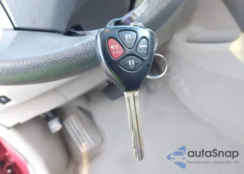 2010 Toyota Camry Base z USA, uszkodzony, nr VIN 4T1BF3EK5AU544082